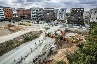 Baugrubenerstellung samt Mixed-In-Place-Wand durch Bauer Resources auf dem ehemaligen Pelikan-Gelände in Hannover