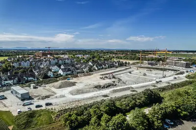 Schlüsselfertige Baugrube durch Bauer Resources im Ratshausviertel in Kirchheim bei München